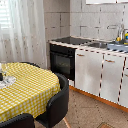 One-bedroom In بيت للعطل